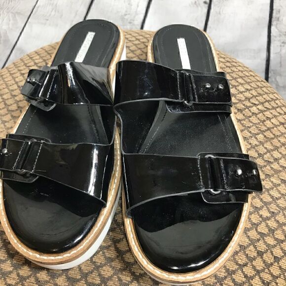 BCBGENERATION Black Patent leather Women’s Slides Sandals in size 9 - Picture 4 of 8
